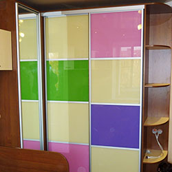 Шкаф-купе цветные стекла (ORACAL)